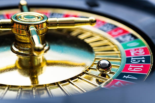 cuan platform interface showing sportsbook, live-dealer, and slot game options